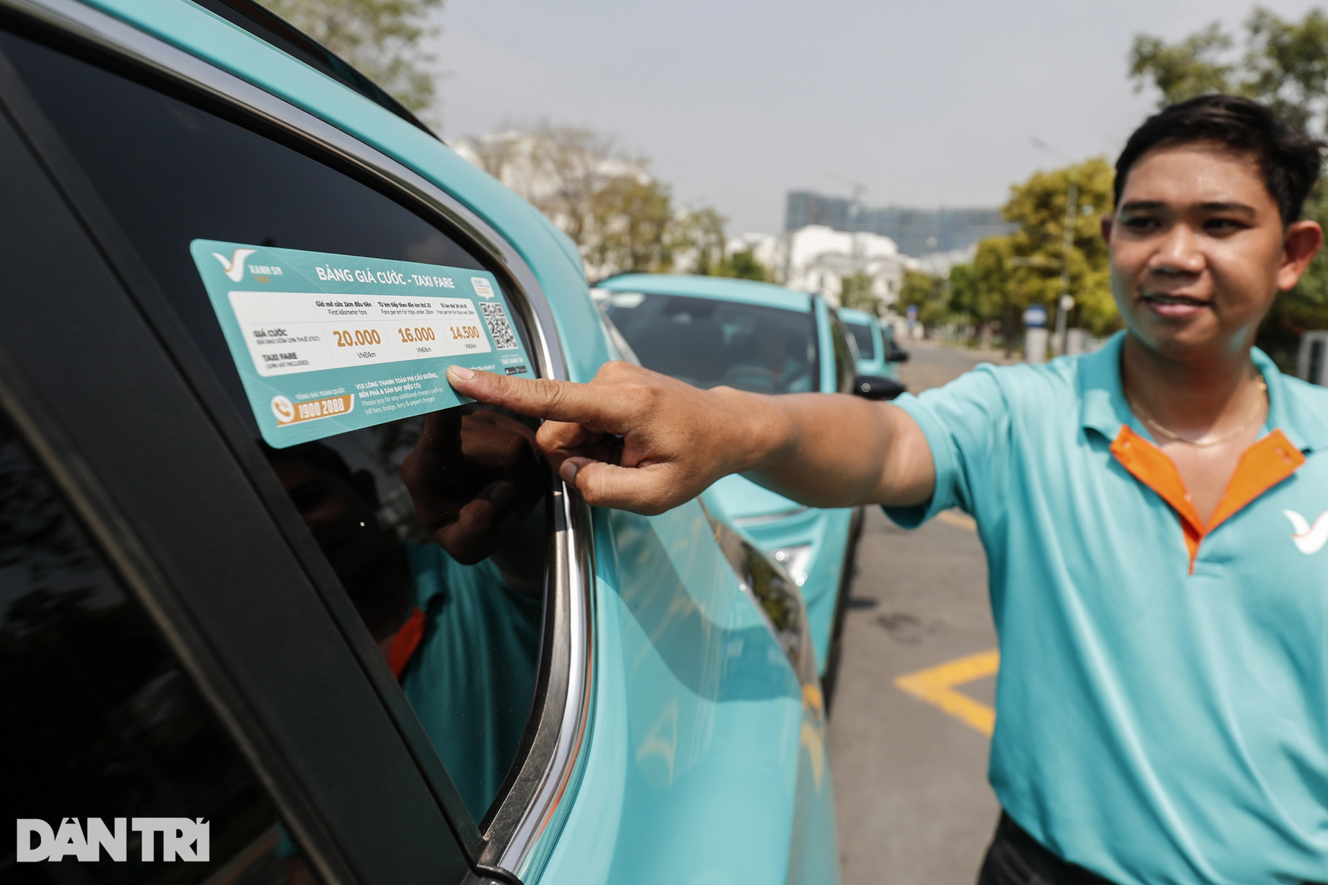 600 taxi không khói, không tiếng động cơ bắt đầu vận hành tại TPHCM - 5 600 taxi không khói, không tiếng động cơ bắt đầu vận hành tại TPHCM - 5