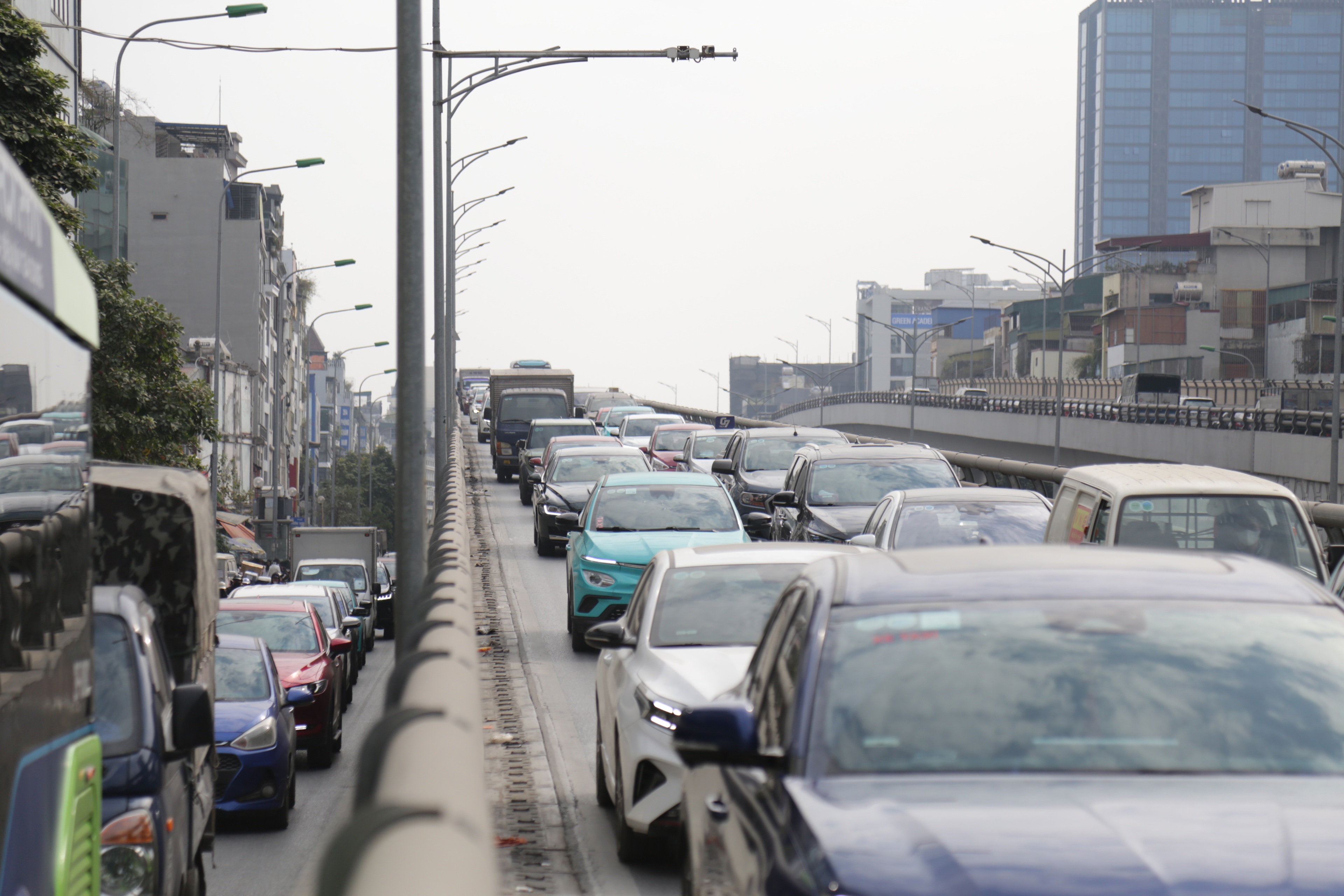 Nửa tháng tăng nặng mức phạt, lác đác xe máy đi lên Vành đai 2, Vành đai 3 - 3 Nửa tháng tăng nặng mức phạt, lác đác xe máy đi lên Vành đai 2, Vành đai 3 - 3