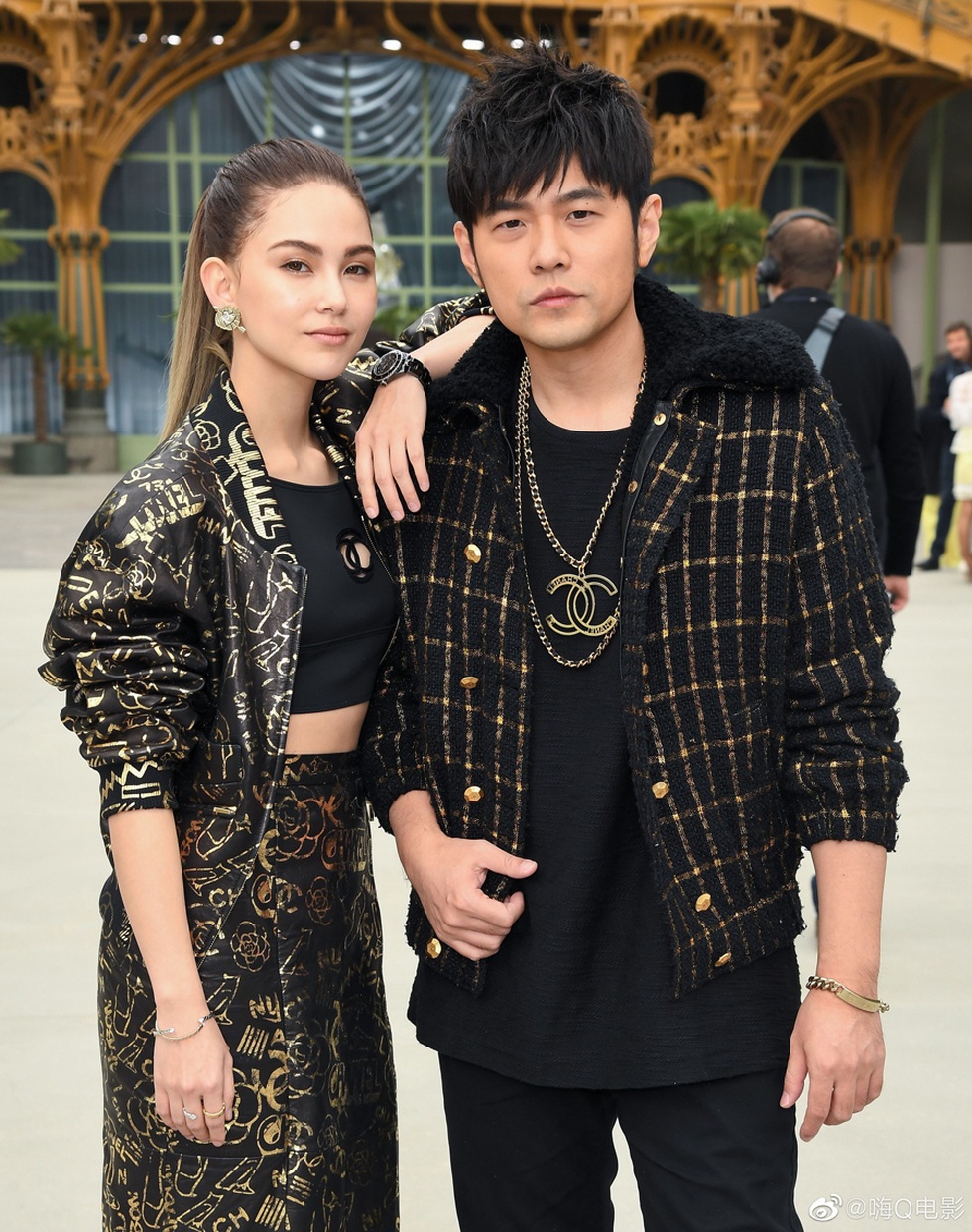 Hai thiên vương châu Á lụi tàn hay thăng hoa vì cách đối xử với vợ - 13 Hai thiên vương châu Á lụi tàn hay thăng hoa vì cách đối xử với vợ - 13