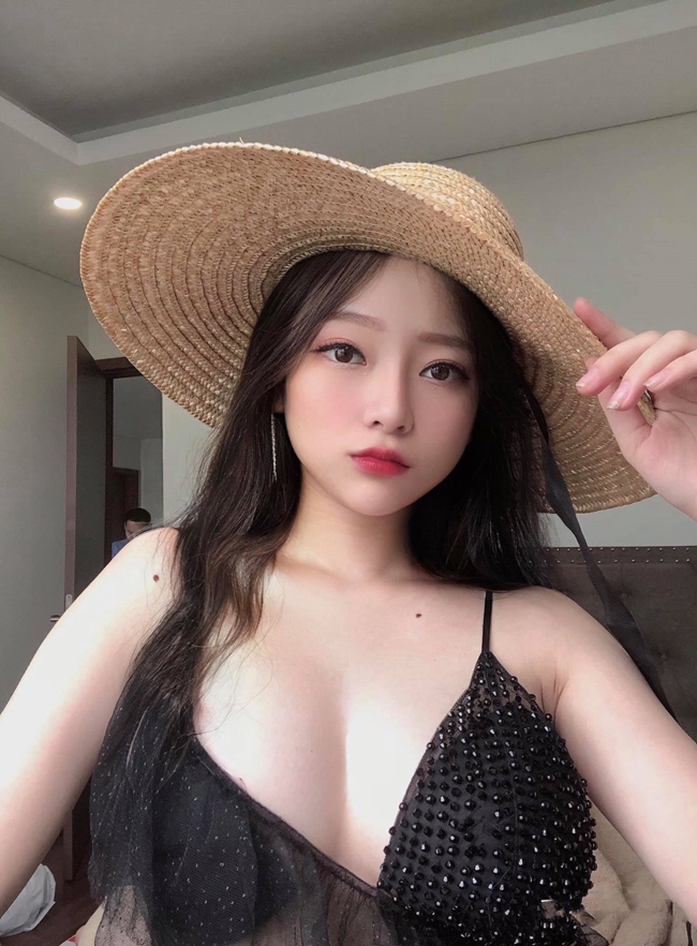 Nữ sinh Lạng Sơn nổi như cồn nhờ bức ảnh thẻ giờ ra sao? - 12 Nữ sinh Lạng Sơn nổi như cồn nhờ bức ảnh thẻ giờ ra sao? - 12