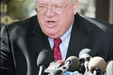 Ai đứng đằng sau vu bê bối tình dục trong Đảng Cộng hoà Mỹ? 