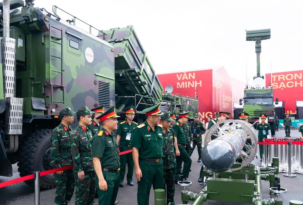 Triển lãm 80 năm: Loạt khí tài công nghệ cao Make in Vietnam - 6 Triển lãm 80 năm: Loạt khí tài công nghệ cao Make in Vietnam - 6