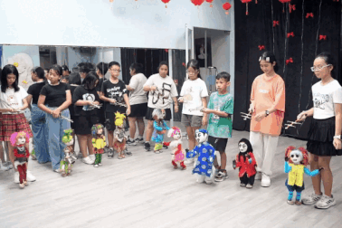 Giữ hồn múa rối dây giữa lòng TPHCM