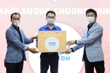 Triệu bữa cơm miễn phí giúp người dân khó khăn vì dịch Covid-19 từ 13/4