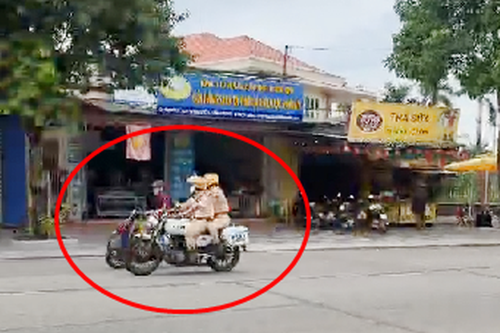Kiểm điểm hai CSGT rượt đuổi người vi phạm - 1 Kiểm điểm hai CSGT rượt đuổi người vi phạm - 1