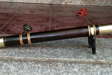 Dùng điếu cày đánh chết người trên bàn nhậu