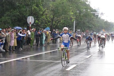 Ê kíp Đồng Tháp giành cú đúp