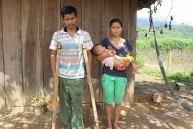 Nể phục tình yêu chồng con của sơn nữ người Xê Đăng