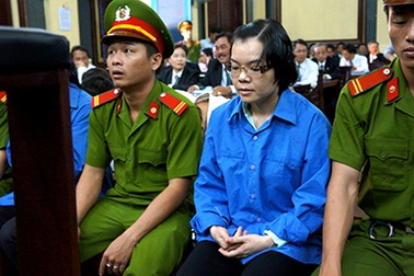 Tranh cãi về ghế trưởng phòng và chức vụ của Huyền Như