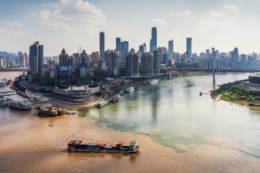 Trung Quốc hạn hán nghiêm trọng, 2,4 triệu người bị ảnh hưởng