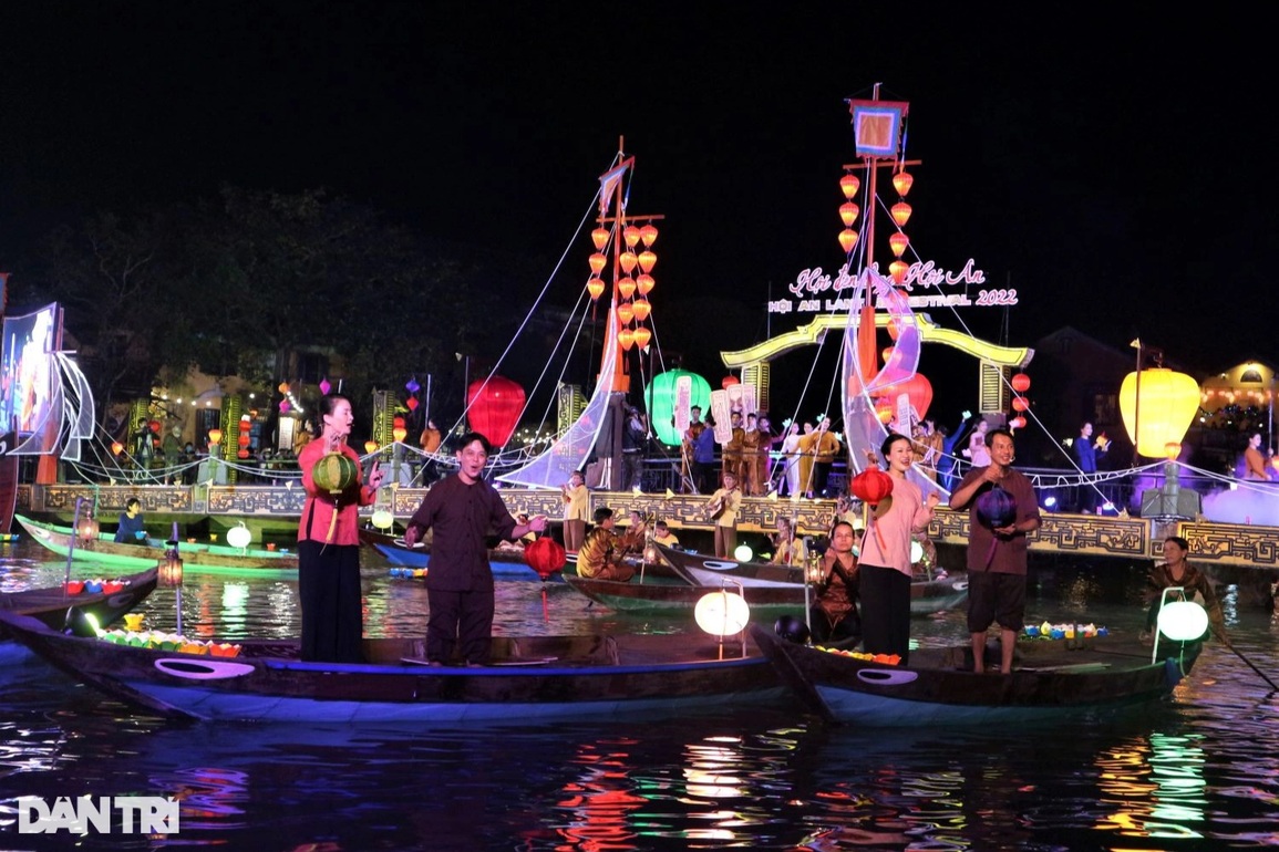 Thắp sáng phố cổ, đánh thức Hội An - 4