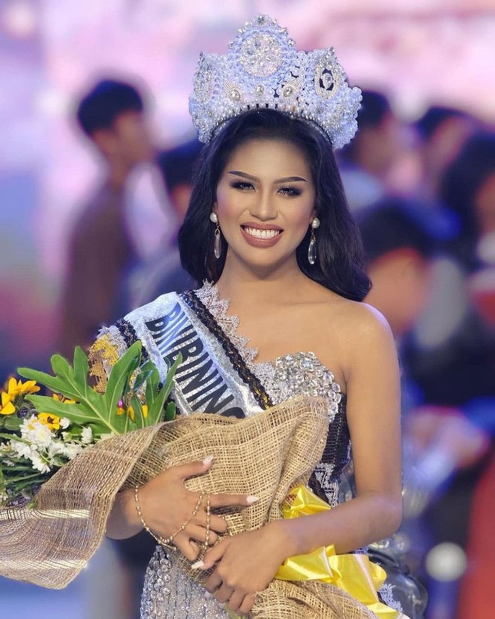 Hoa hậu Philippines qua đời vài ngày sau sinh nhật đón tuổi 20 - 1 Hoa hậu Philippines qua đời vài ngày sau sinh nhật đón tuổi 20 - 1
