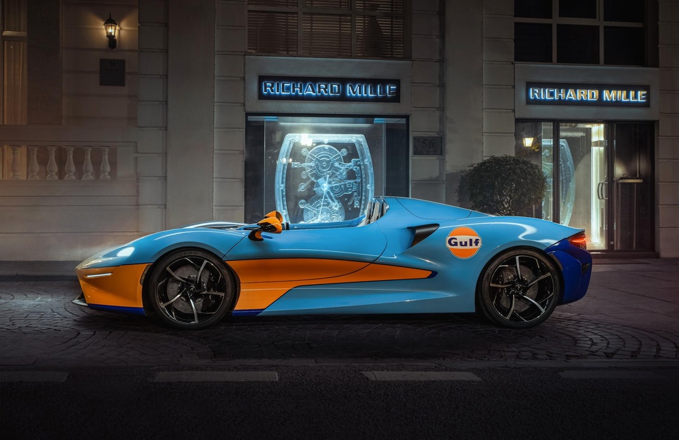 Xe McLaren Elva - hàng hiếm triệu USD xuất hiện trên đường phố Hà Nội - 5 Xe McLaren Elva - hàng hiếm triệu USD xuất hiện trên đường phố Hà Nội - 5