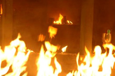 Cháy lớn tại Trung tâm Y tế dự phòng Vĩnh Long