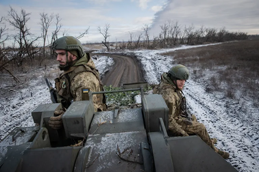 Ukraine thừa nhận chiến trường trì trệ do thiếu viện trợ của phương Tây