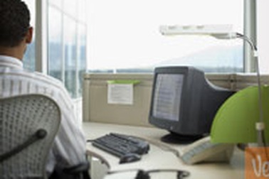 70% nhân viên văn phòng phải làm thêm giờ