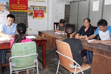 Tìm kiếm 3 bé gái rủ nhau thực hiện "chuyến đi bão táp"