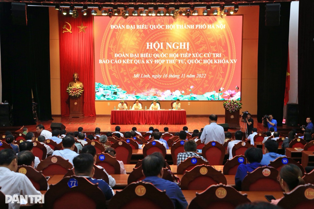 Chủ tịch Hà Nội: Quyết trả đất dịch vụ cho dân, mình trong veo thì sợ gì - 1 Chủ tịch Hà Nội: Quyết trả đất dịch vụ cho dân, mình trong veo thì sợ gì - 1