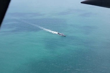 Máy bay, tàu chiến quần thảo tìm kiếm thủy thủ Mỹ mất tích