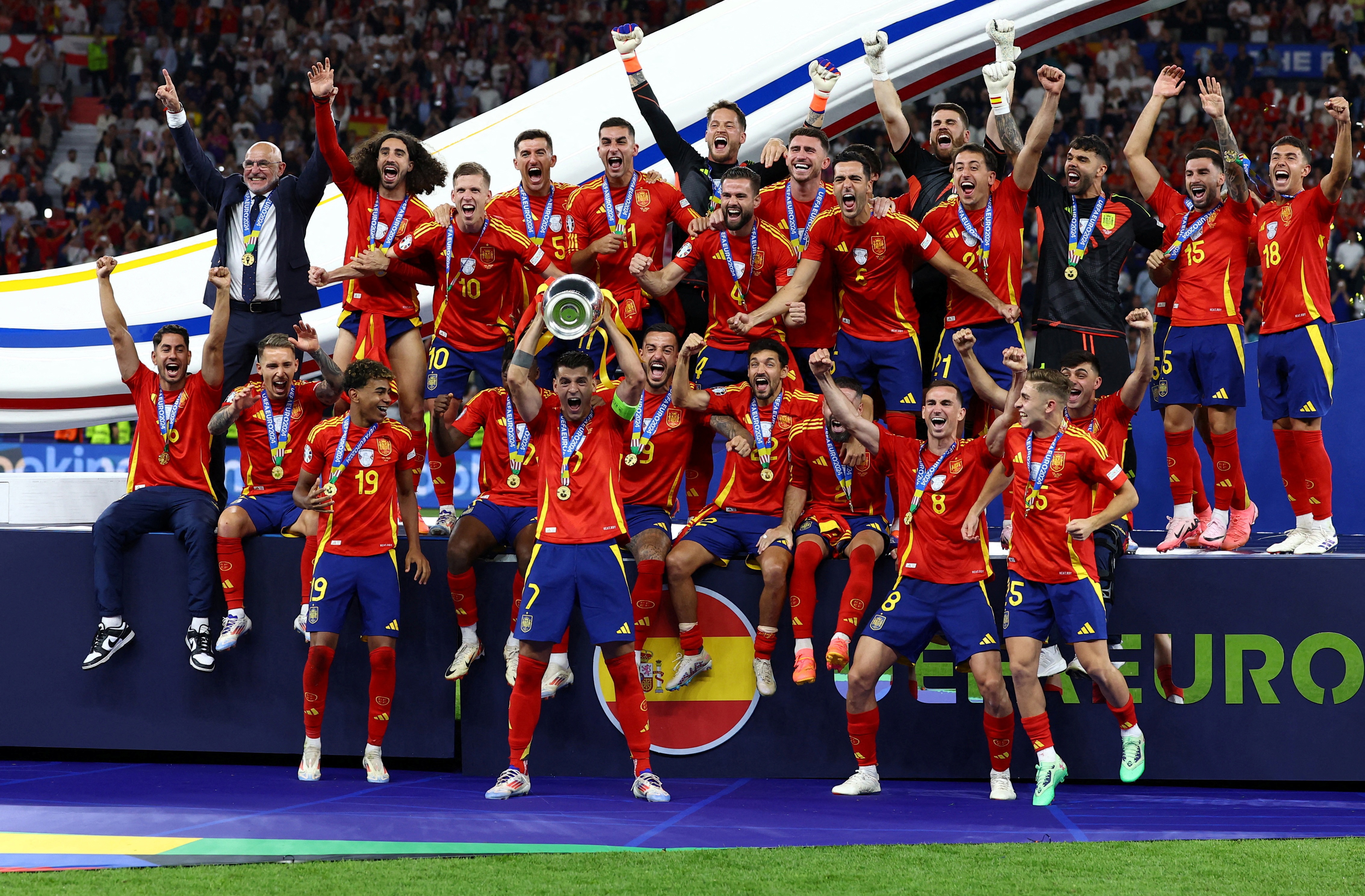 Tây Ban Nha vô địch Euro 2024 và bậc thầy chiến thuật De La Fuente