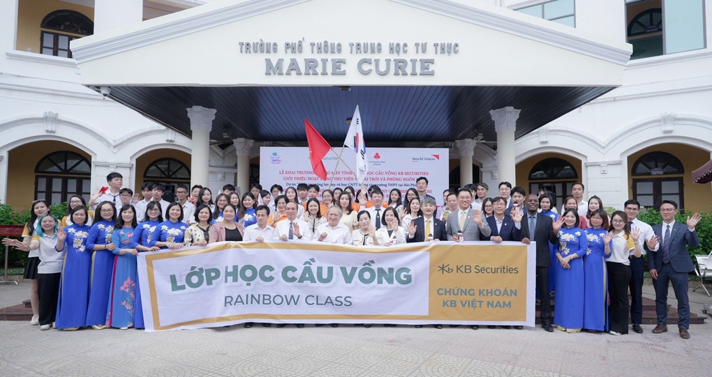 Gần 1,8 tỷ đồng từ Chứng khoán KB dành cho giáo dục Việt Nam - 1 Gần 1,8 tỷ đồng từ Chứng khoán KB dành cho giáo dục Việt Nam - 1