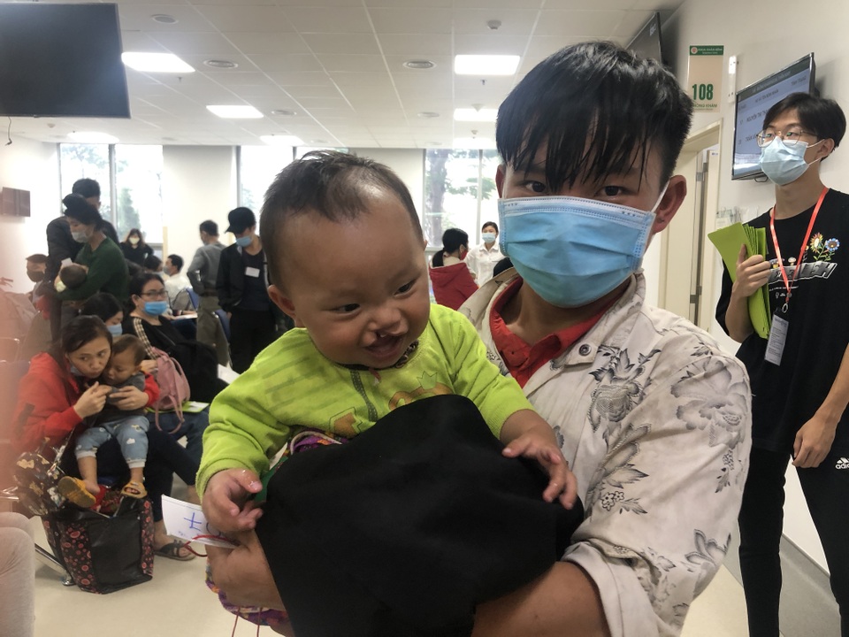60 trẻ em được các bác sĩ phẫu thuật tìm lại nụ cười - 2 60 trẻ em được các bác sĩ phẫu thuật tìm lại nụ cười - 2