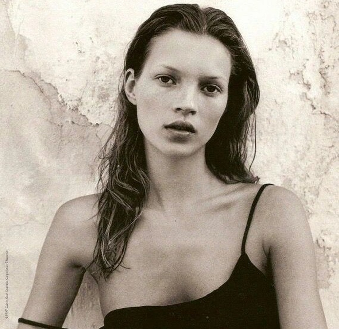 Kate Moss nói sẽ không bao giờ cho phép con gái chụp ảnh ngực trần... - 6 Kate Moss nói sẽ không bao giờ cho phép con gái chụp ảnh ngực trần... - 6