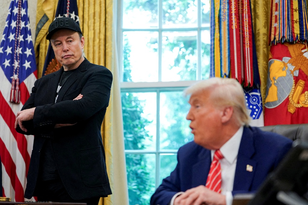 “Phó tướng” của ông Trump: Elon Musk đã phạm sai lầm lớn - 1 “Phó tướng” của ông Trump: Elon Musk đã phạm sai lầm lớn