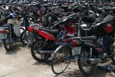 Tước danh hiệu Công an nhân dân của thượng sĩ công an lấy xe tang vật đem bán