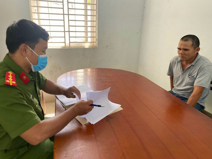 Bị can Nguyễn Văn Nông tại cơ quan Công an. (Ảnh: Báo Công lý).
