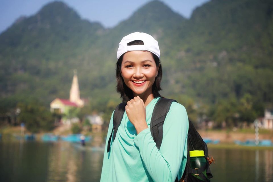 Hoa hậu H’Hen Niê tiết lộ tin vui đầu năm mới - 12 Hoa hậu H’Hen Niê tiết lộ tin vui đầu năm mới - 12