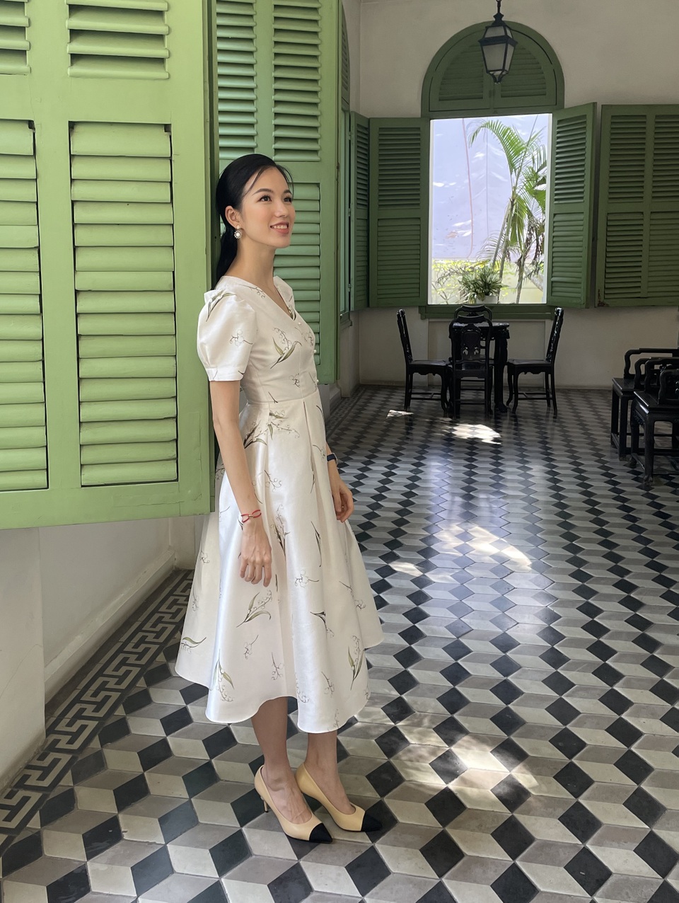 Nữ chủ tịch 9X từng lọt top 10 hoa hậu khẳng định sân chơi sắc đẹp là bệ đỡ - 12 Nữ chủ tịch 9X từng lọt top 10 hoa hậu khẳng định sân chơi sắc đẹp là bệ đỡ - 12