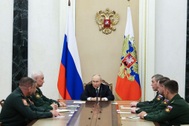 Lý do Tổng thống Putin luân chuyển loạt chỉ huy quân sự