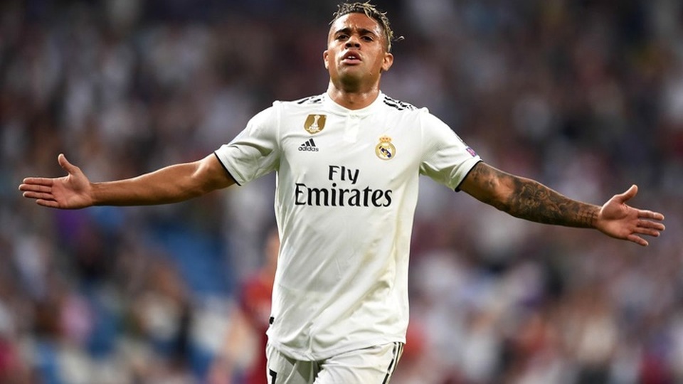 Real Madrid mua cầu thủ thời hậu C.Ronaldo: Thất bại toàn diện - 10 Real Madrid mua cầu thủ thời hậu C.Ronaldo: Thất bại toàn diện - 10