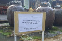 Quán cà phê gây tranh cãi khi phụ thu khách "ăn nhưng không uống"