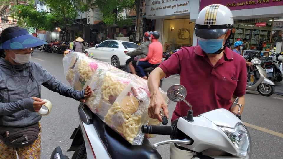 Kiếm tiền triệu từ bán bỏng ngô dịp Rằm tháng 7 - 1 Kiếm tiền triệu từ bán bỏng ngô dịp Rằm tháng 7 - 1