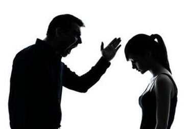 Cha giết con gái 15 tuổi vì dám... có bạn trai