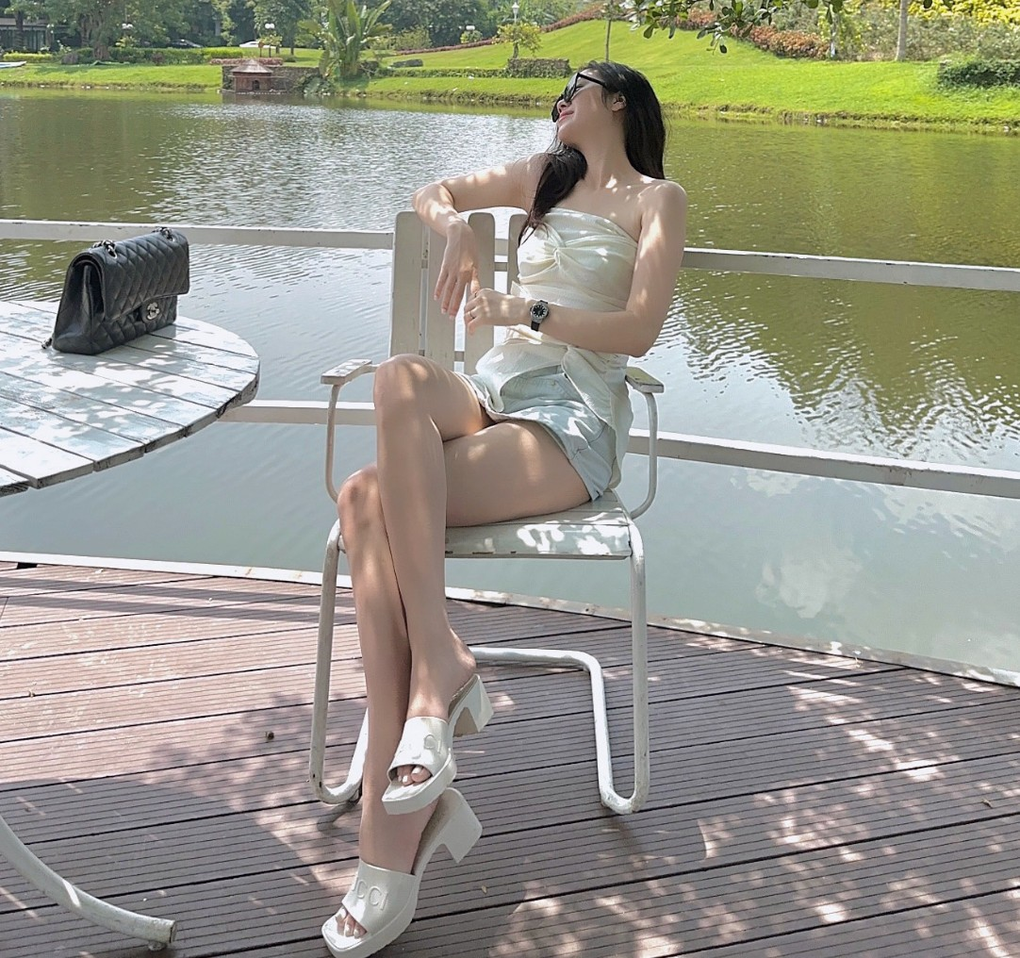 Sau hơn một năm cưới cầu thủ Thành Chung, hot girl Tuyên Quang giờ ra sao? - 8 Sau hơn một năm cưới cầu thủ Thành Chung, hot girl Tuyên Quang giờ ra sao? - 8