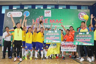 Đại học Hutech vô địch giải futsal sinh viên TPHCM 2017
