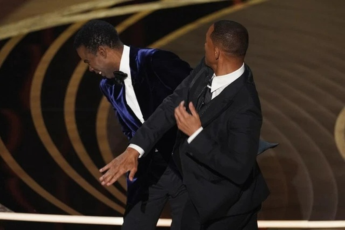 Chris Rock sắp có cơ hội phục hận Will Smith trên võ đài? - 1 Chris Rock sắp có cơ hội phục hận Will Smith trên võ đài? - 1