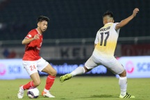 Lee Nguyễn ra mắt trong ngày CLB TPHCM thua ngược Bình Định