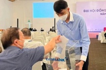 Chủ tịch người Nhật báo tin vui cho cổ đông Eximbank trước khi rời ghế