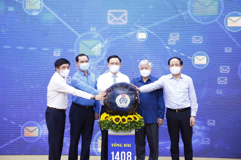 Chủ tịch Quốc hội: Công khai minh bạch kinh phí ủng hộ chống dịch Covid-19 - 1 Chủ tịch Quốc hội: Công khai minh bạch kinh phí ủng hộ chống dịch Covid-19 - 1