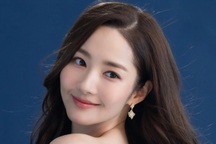Park Min Young thay đổi quan niệm về vẻ đẹp "dao kéo thẩm mỹ" tại Hàn Quốc