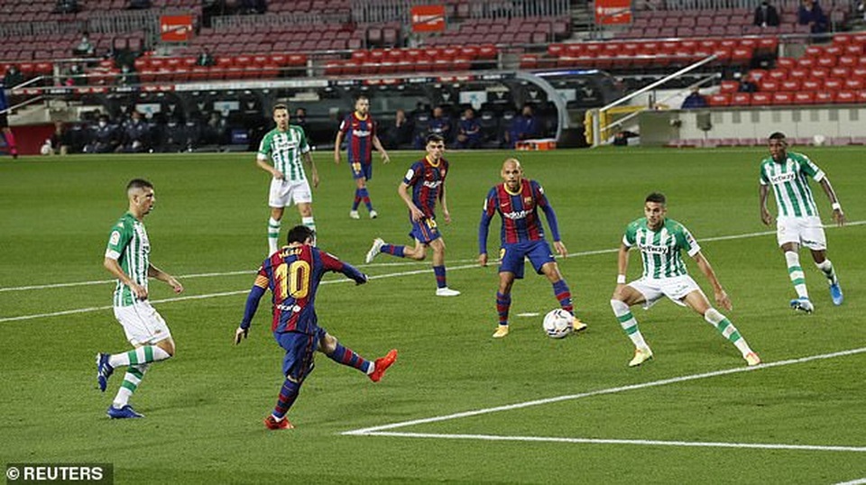 Messi lập cú đúp, Barcelona thắng đậm Real Betis - 11 Messi lập cú đúp, Barcelona thắng đậm Real Betis - 11