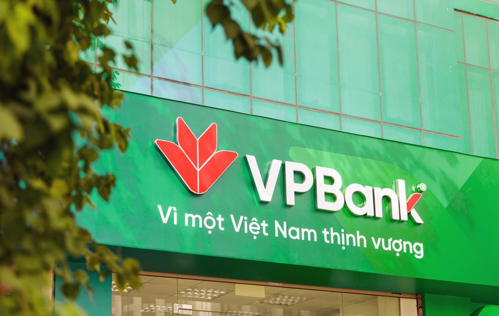 Mừng sinh nhật một tuổi, VPBank Prime tung loạt quà tặng tới khách hàng - 1 Mừng sinh nhật một tuổi, VPBank Prime tung loạt quà tặng tới khách hàng - 1