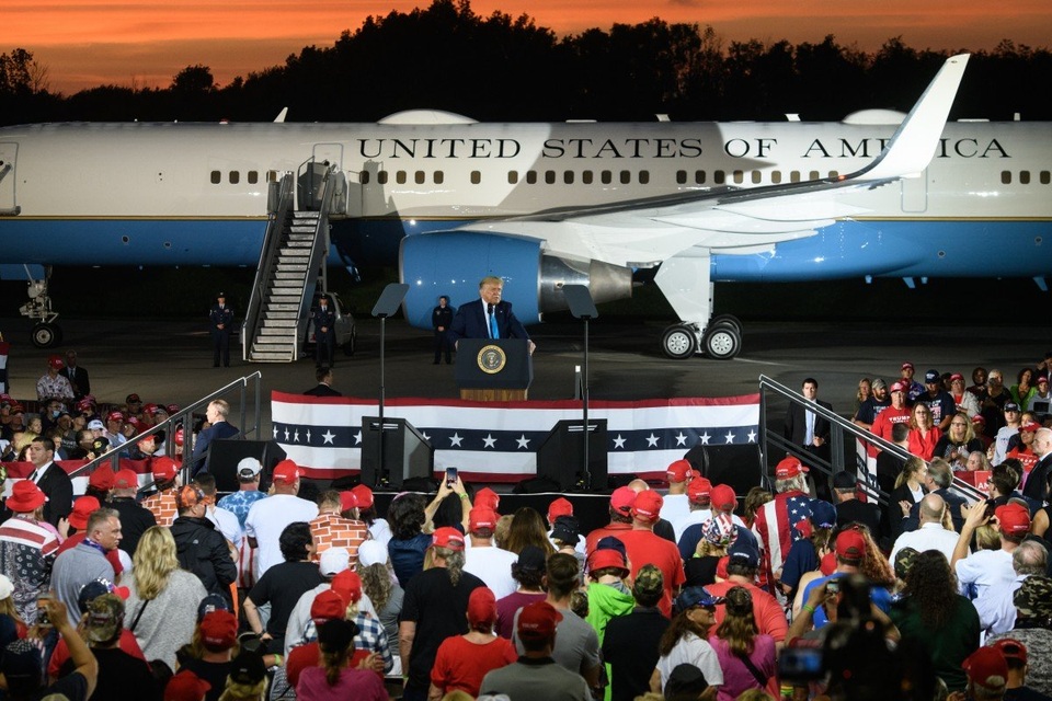 Thâm hụt thương mại Mỹ cao kỷ lục 12 năm đe dọa vị trí ông Trump - 1 Thâm hụt thương mại Mỹ cao kỷ lục 12 năm đe dọa vị trí ông Trump - 1