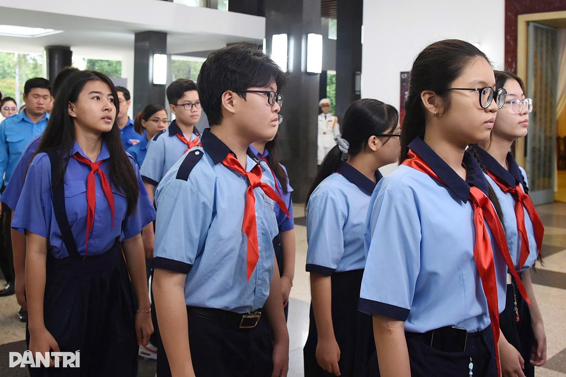 Hình ảnh trang nghiêm lễ tang nguyên Chủ tịch nước Trần Đức Lương - 15 Hình ảnh trang nghiêm lễ tang nguyên Chủ tịch nước Trần Đức Lương - 15