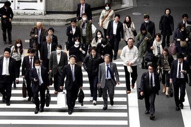 Nhật Bản khuyến khích làm việc tại nhà để tránh dịch