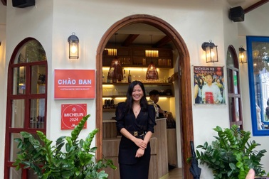 Hai nhà hàng ở Hà Nội trùng tên và treo bảng Michelin gây hiểu lầm